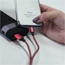 Hama Lightning-Kabel Reflected (1,5m) Rot -Apple-Geschäft 0411ccef 2440 4f41 8498 c0bab292d5ee 600x600