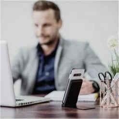 Hama Kabelloses Ladegerät FC10S Schwarz -Apple-Geschäft 142c72d4 7cbc 4783 83d3 ef3c585c80e7 600x600