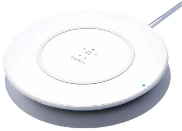 BELKIN Boost Up Wireless Charging Pad 5 BELKIN Boost Up Wireless Charging Pad – Bild 5